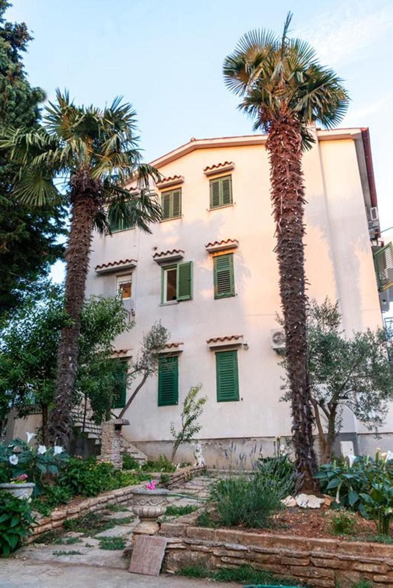 Villa Mediterranea - Apartments ميدولين الغرفة الصورة
